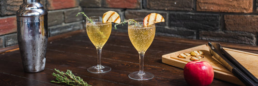 Sparkling Apple Gin Fizz with Grilled Apples