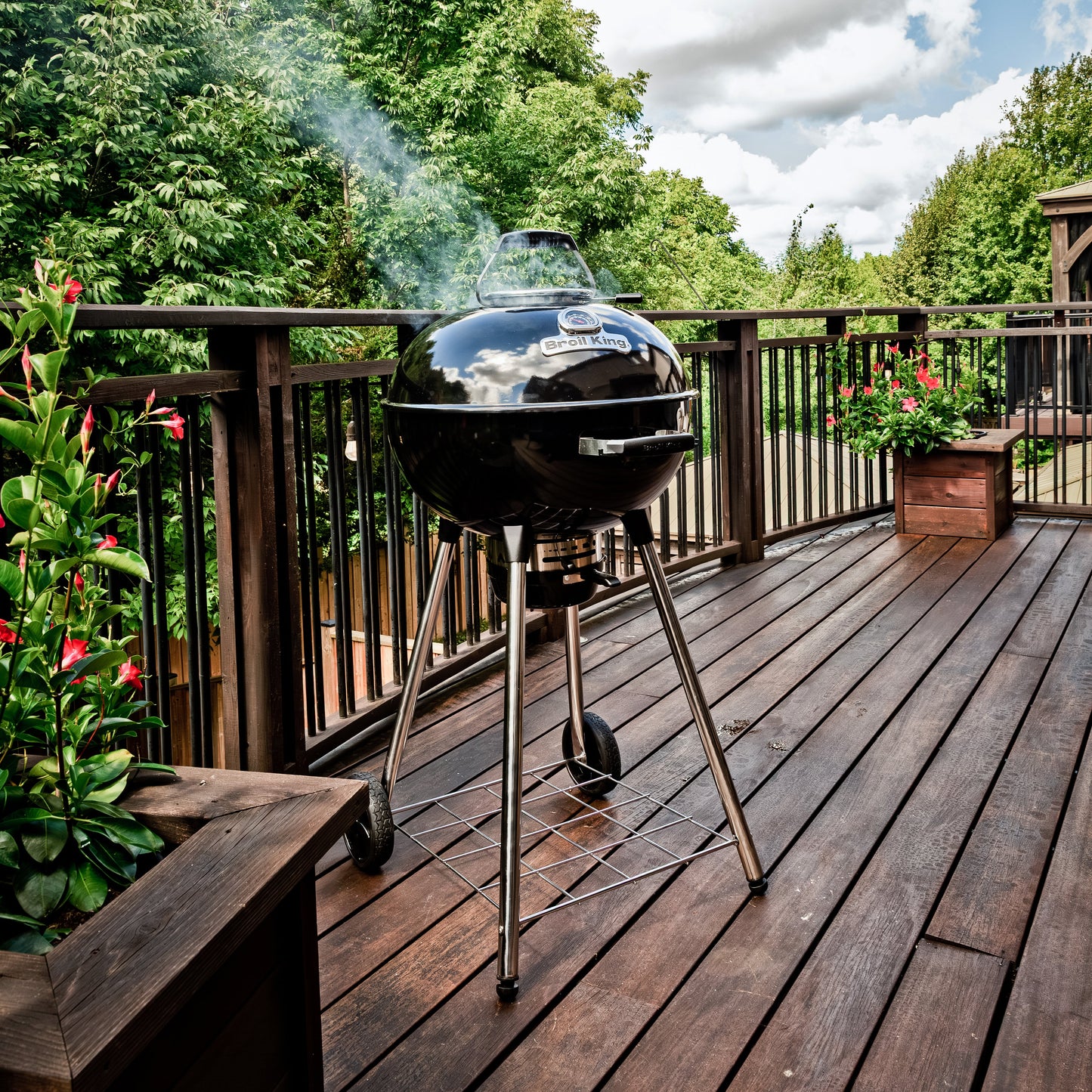 Crown Kettle Charcoal Grill 57cm