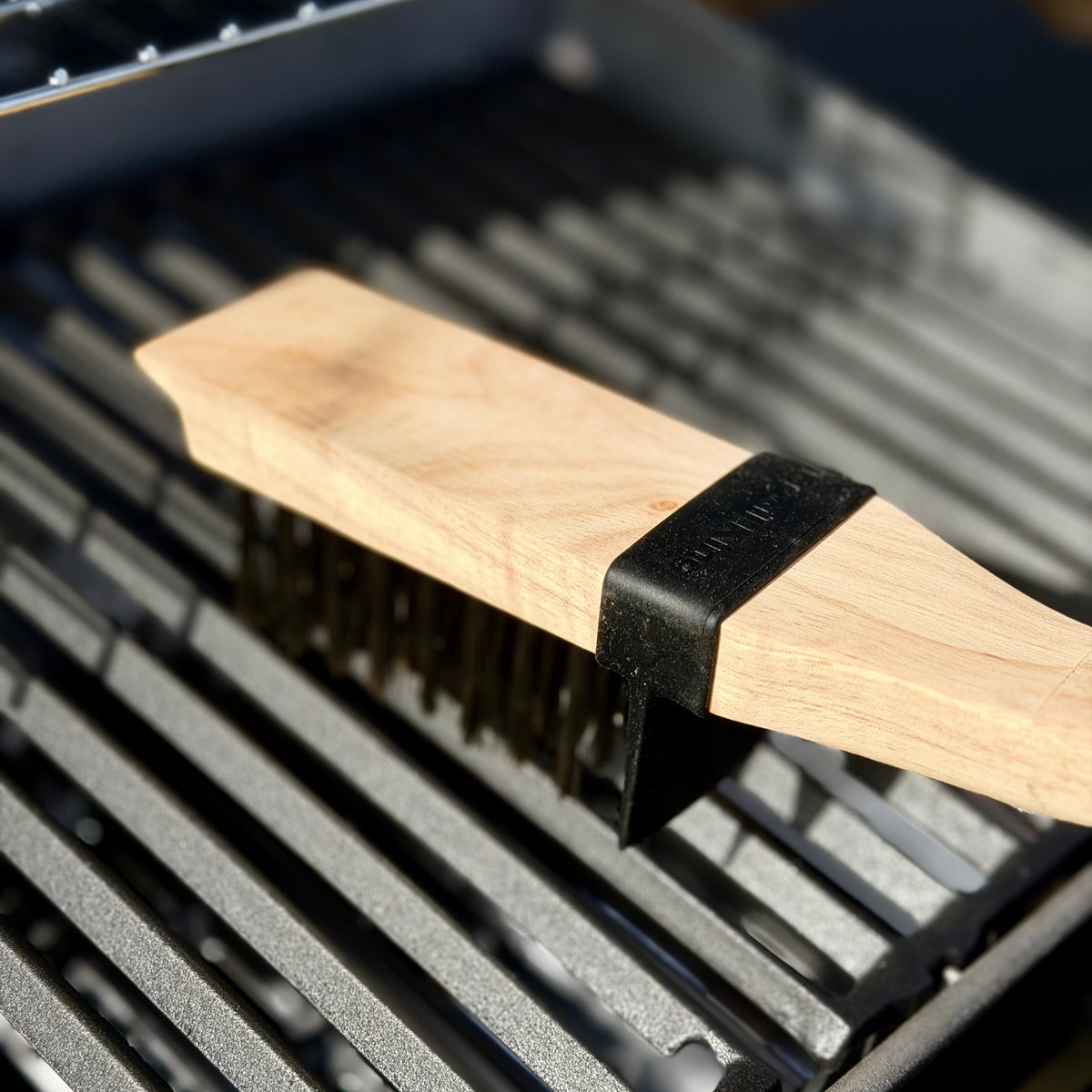 Deep Bristle Grill Brush